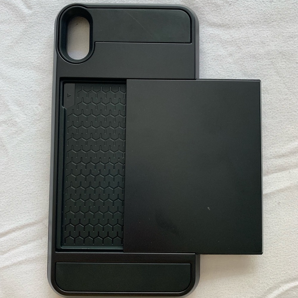 iPhone XS Max Case - Picture 3 of 6